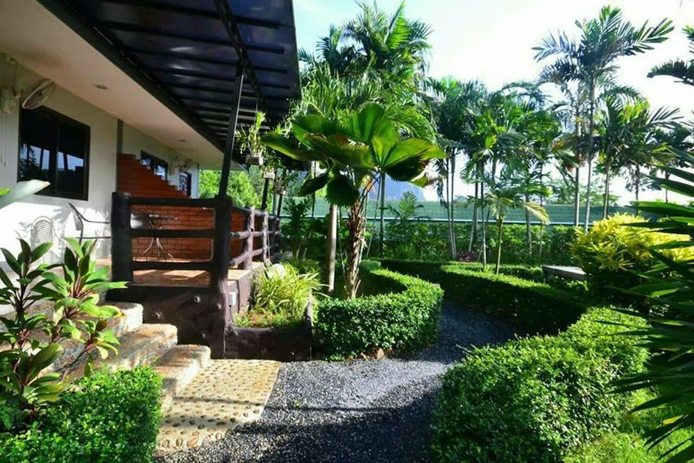 Ruenchan Resort at Khao Phanom