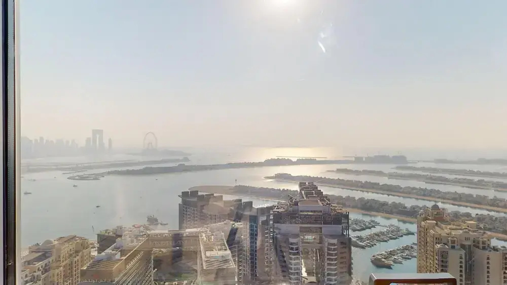 Palm Jumeirah - Palm Tower T1 3317