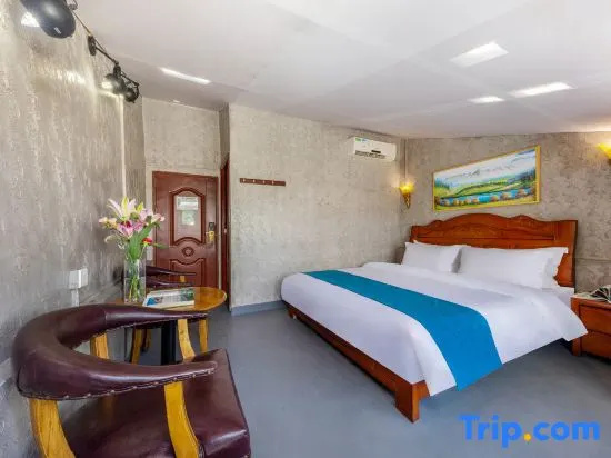 Standard Double room with balcony (full double bed)