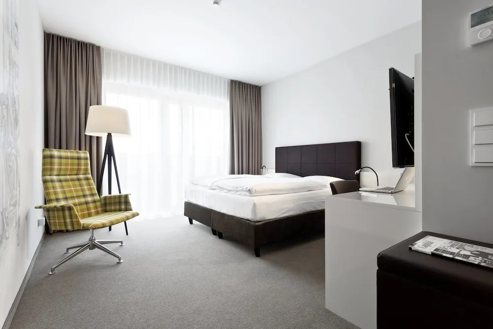 Comfort Double room with partial view (full double bed)