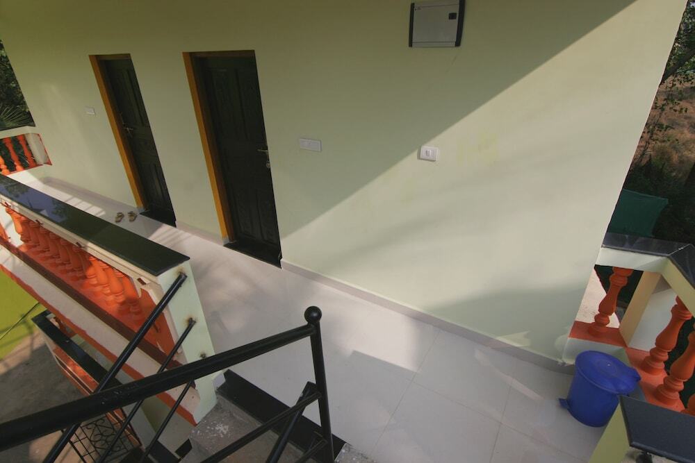 Rudra Holidays Guest House