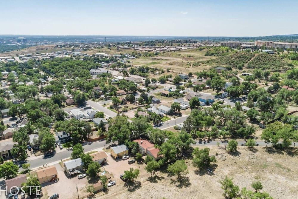 2BR Garden-level Great Outdoors Dog Friendly