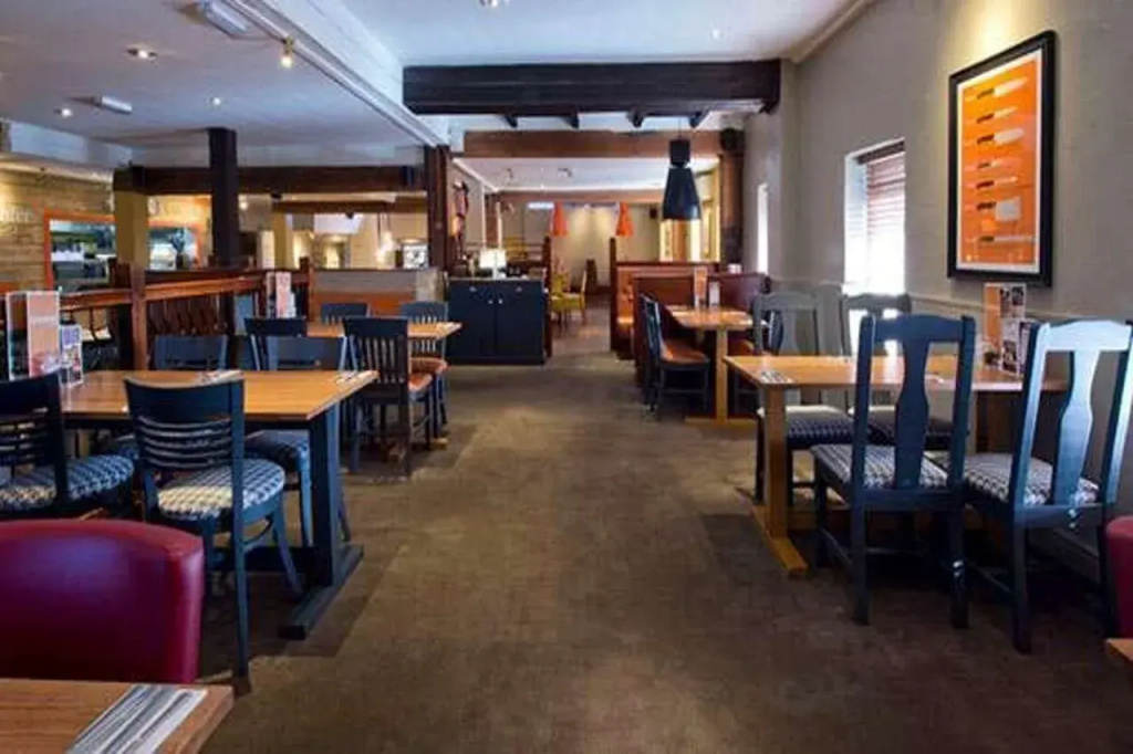 Premier Inn Northampton West (Harpole) - Général