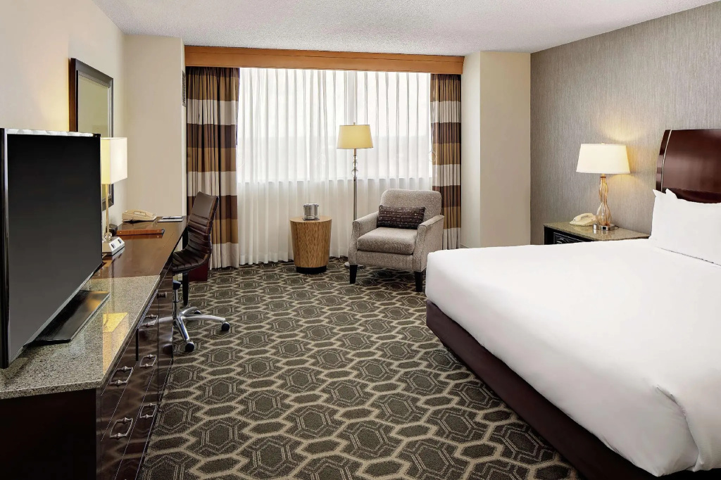 DoubleTree by Hilton Tulsa Downtown - Chambres