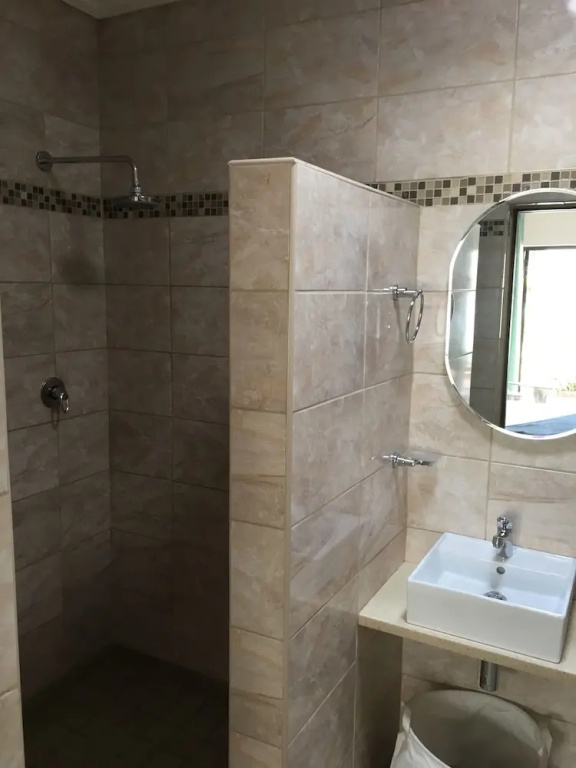Isle La Breeze Guesthouse - Chambres