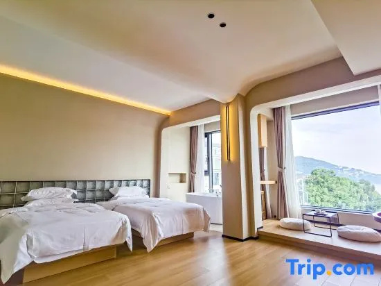 Deluxe Double room (twin beds)