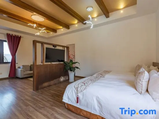 Double Suite (twin beds)