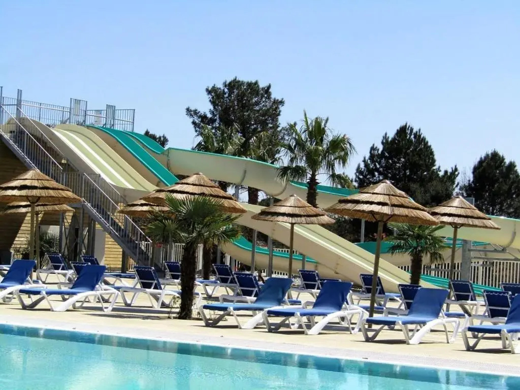 Afficher la photo 6 — Bungalow de 3 chambres avec piscine partagee sauna et jardin a Saint Julien en Born C
