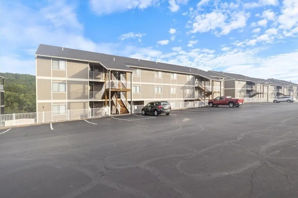 Lakefront Condo Near the State Park