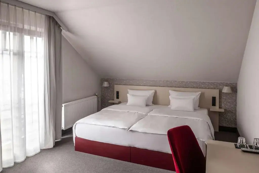 Penta Plus room
