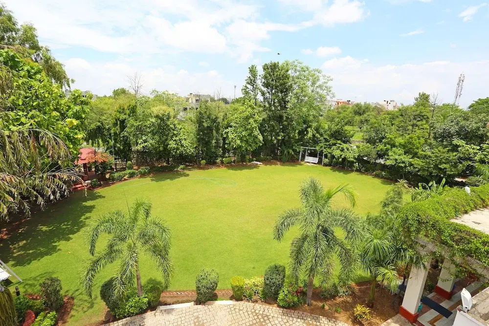 OYO 6708 Holiday Heaven Resort