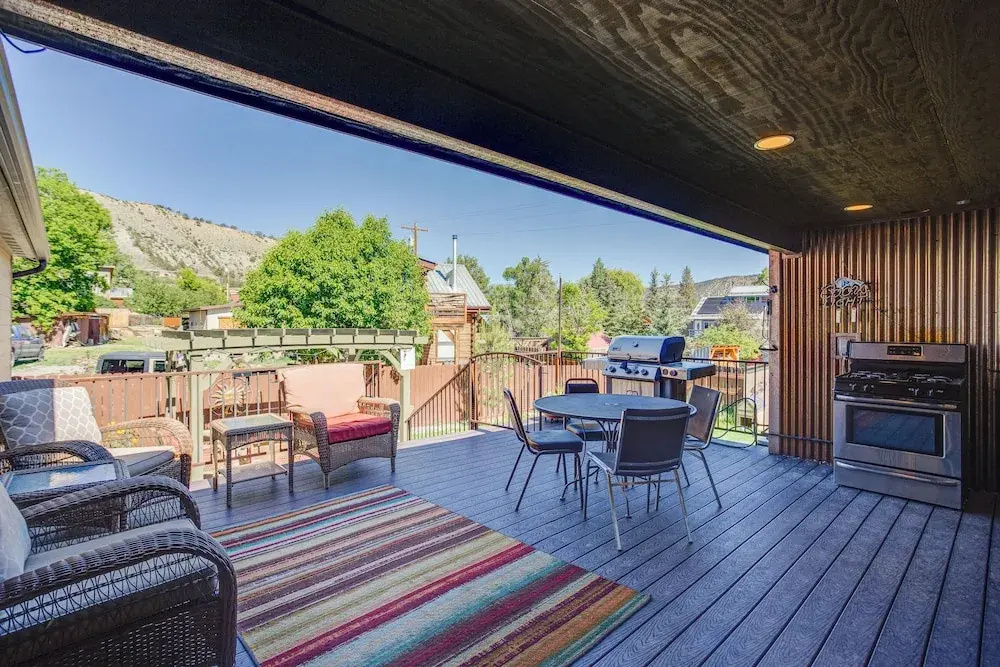 Spacious Home w/ Deck: 5 Mi to Ridgway State Park!