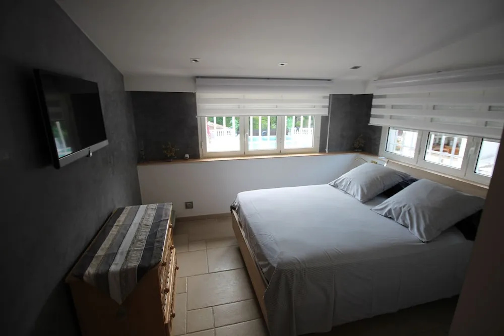 Voir la photo 3 — La Villa Jalna Chambres Appartement