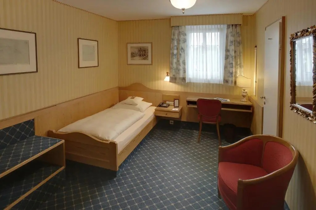 Landwehr-Bräu Hotel - Chambres