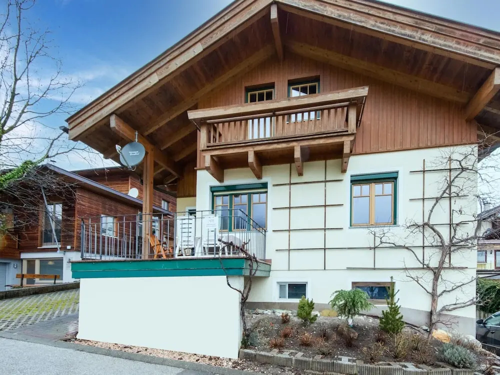 Chalet in Kaltenbach Near Ski Lift