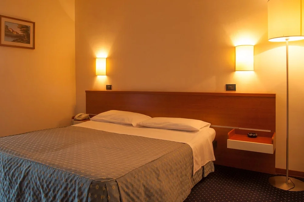 Hotel Elefante Bianco - Chambres