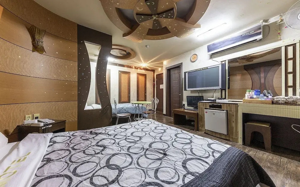 Hotel photo 2