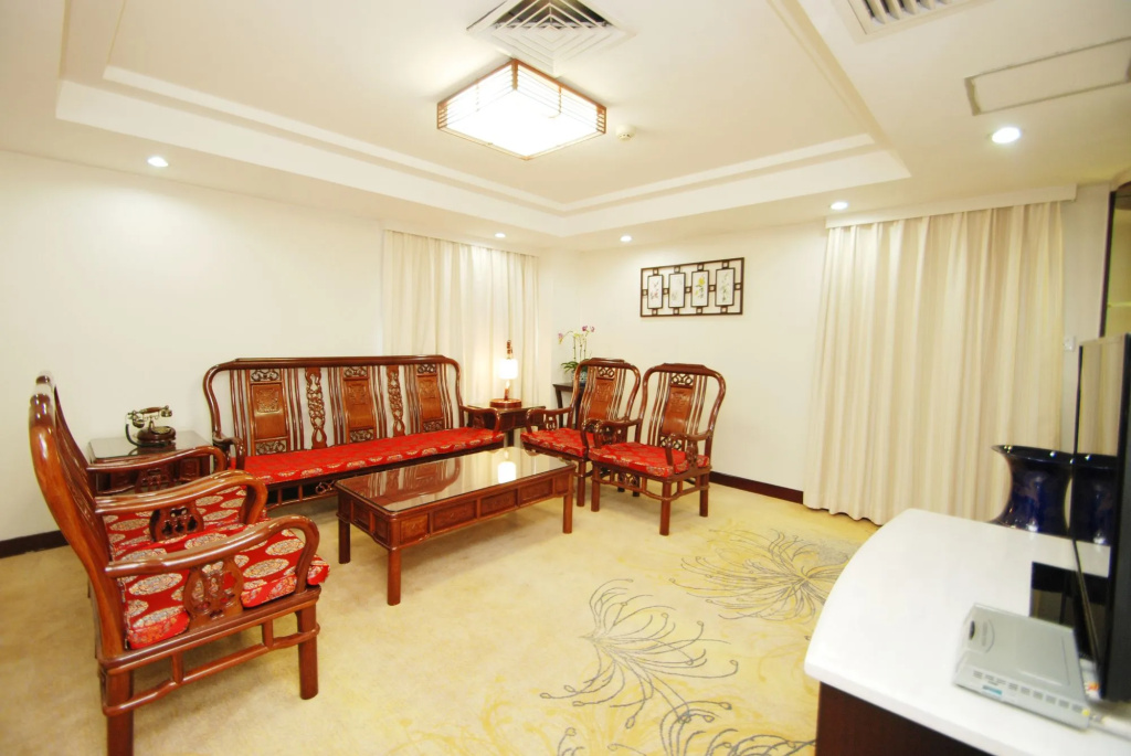 Overseas Chinese Friendship Hotel - Général