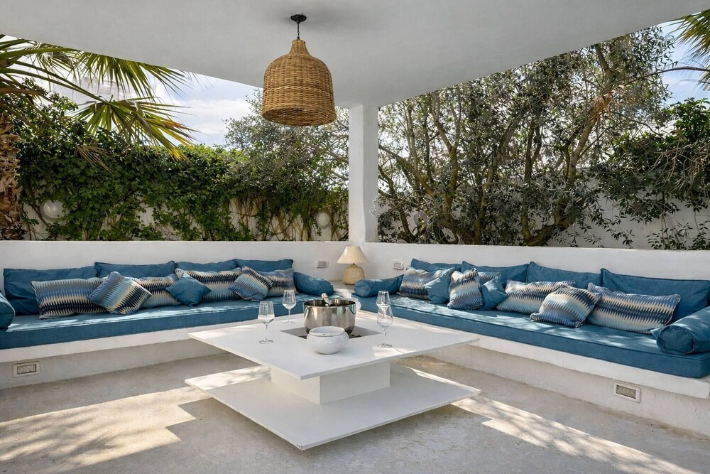Villa Solreya Contemporary Oasis With Pool