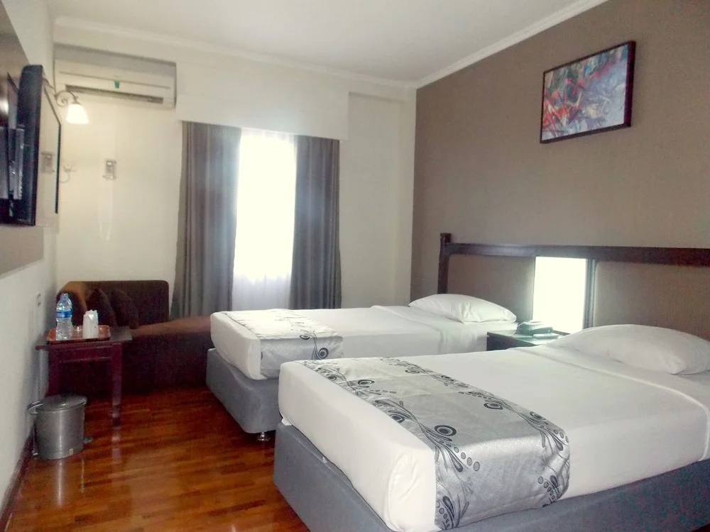 Hotel Mega Proklamasi - Chambres