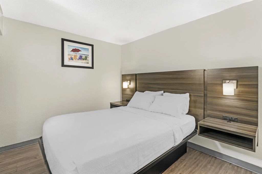 Double Suite (full double bed)