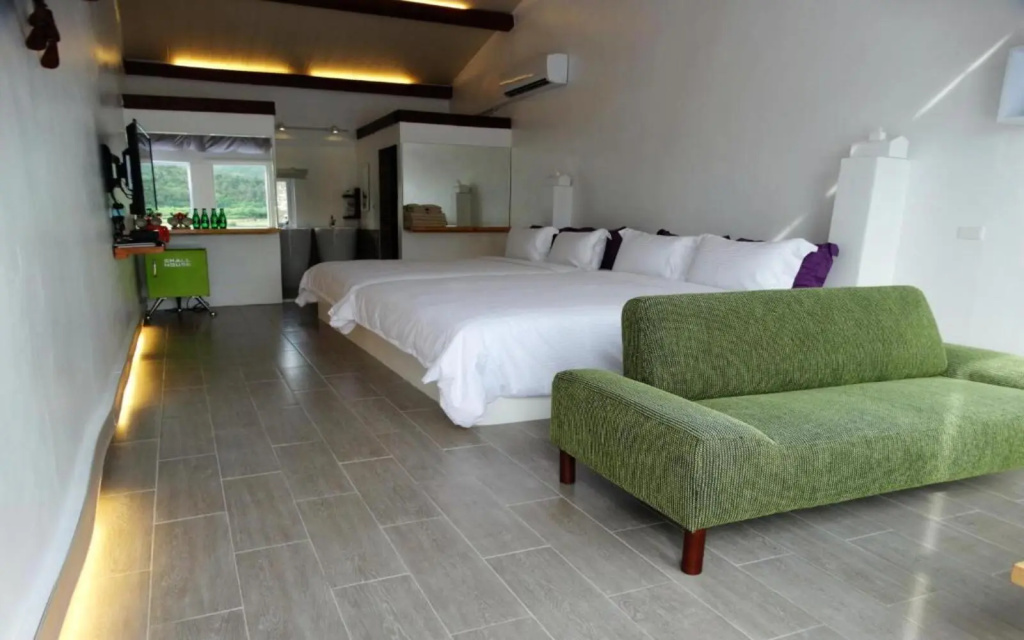 Deluxe Quadruple room