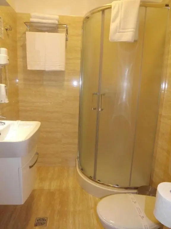 West Plaza Residence - Chambres