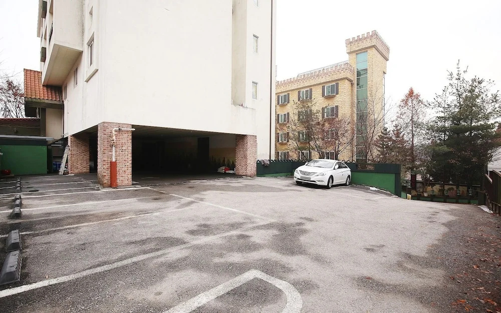 Asan Soluna Hotel