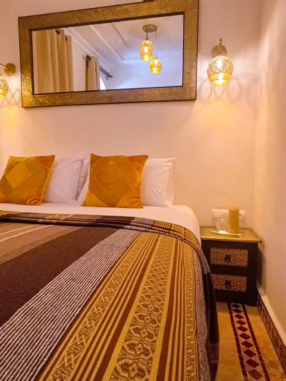 Standard Double room with pool view (full double bed)