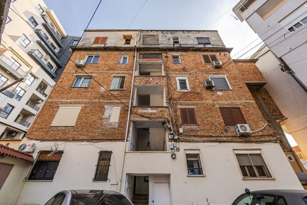City Center Apartment Cozy 1BR With Patio