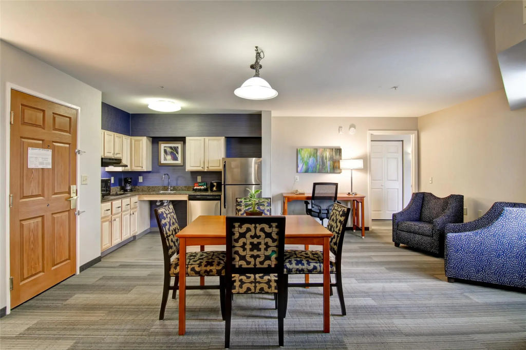 Homewood Suites by Hilton Stratford - Chambres
