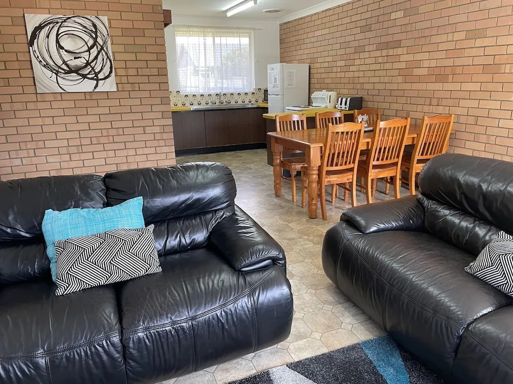 2 Bedrooms Economy Apartment