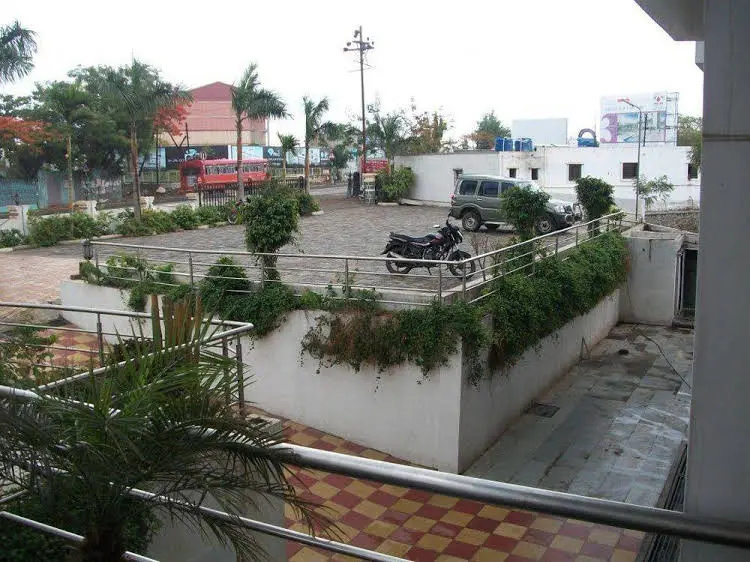 Balcony & Terrace