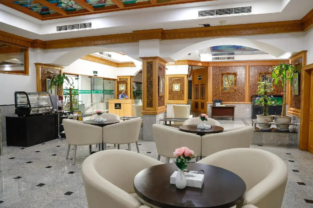 Taj Plaza Hotel - Général