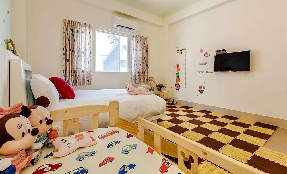 Standard Double Family room (full double bed)