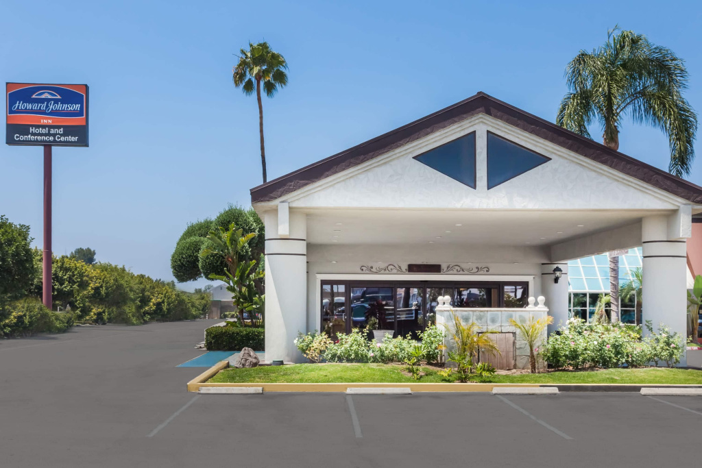 Howard Johnson by Wyndham Fullerton/Anaheim Conference Cntr