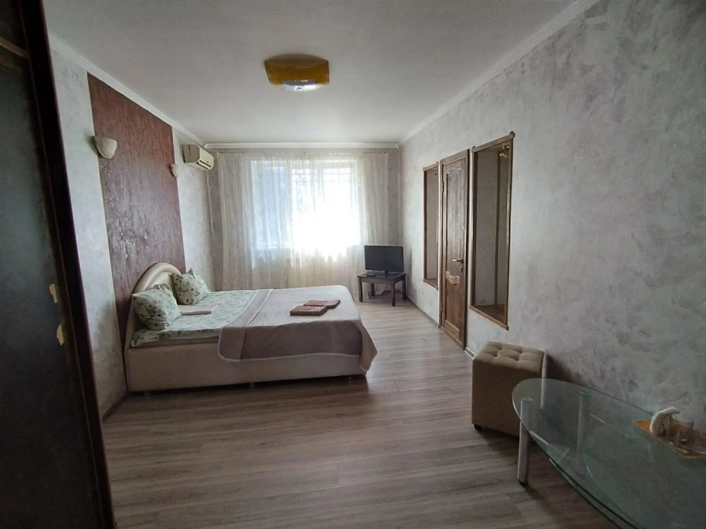 Double Junior Suite (full double bed)