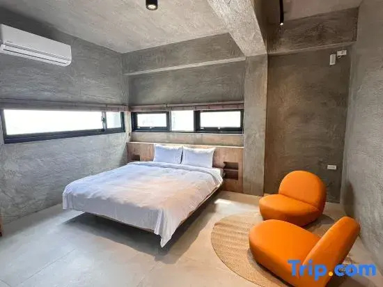 Luxury Double room (full double bed)