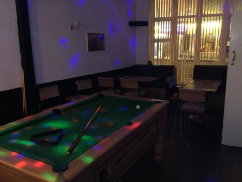 gallery_image_hidden_18