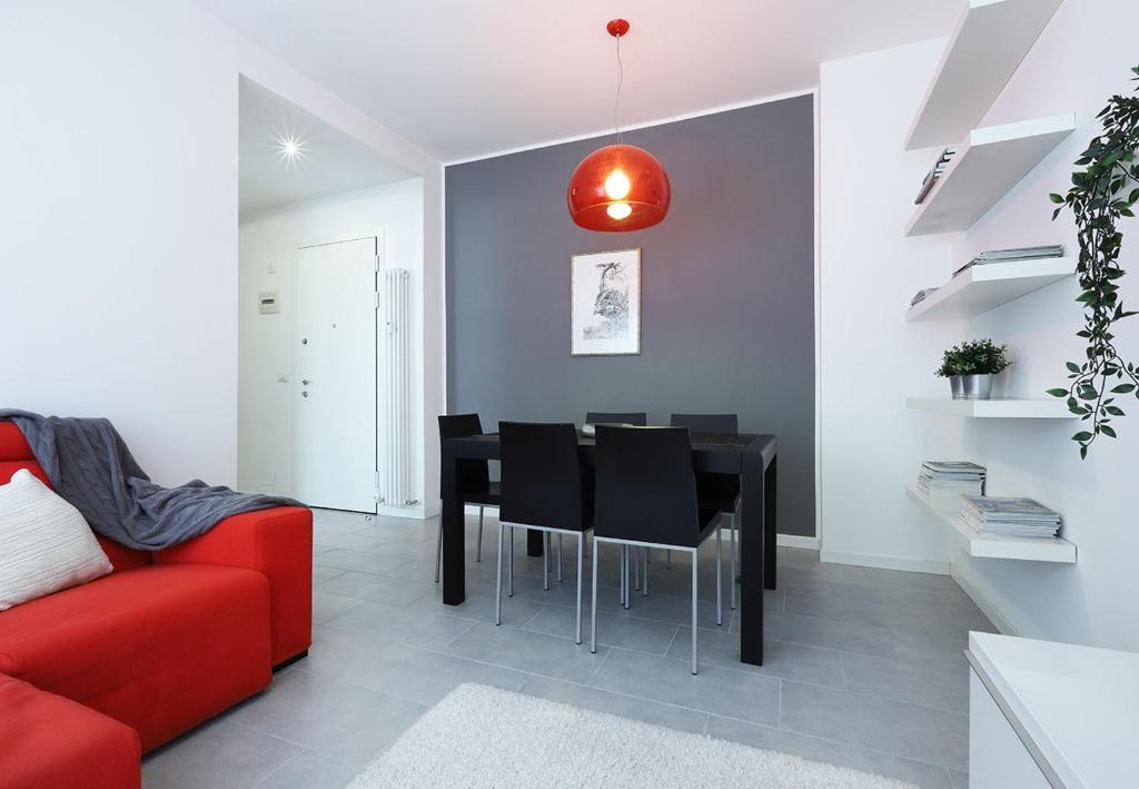 Yourbanflat Red Poppy