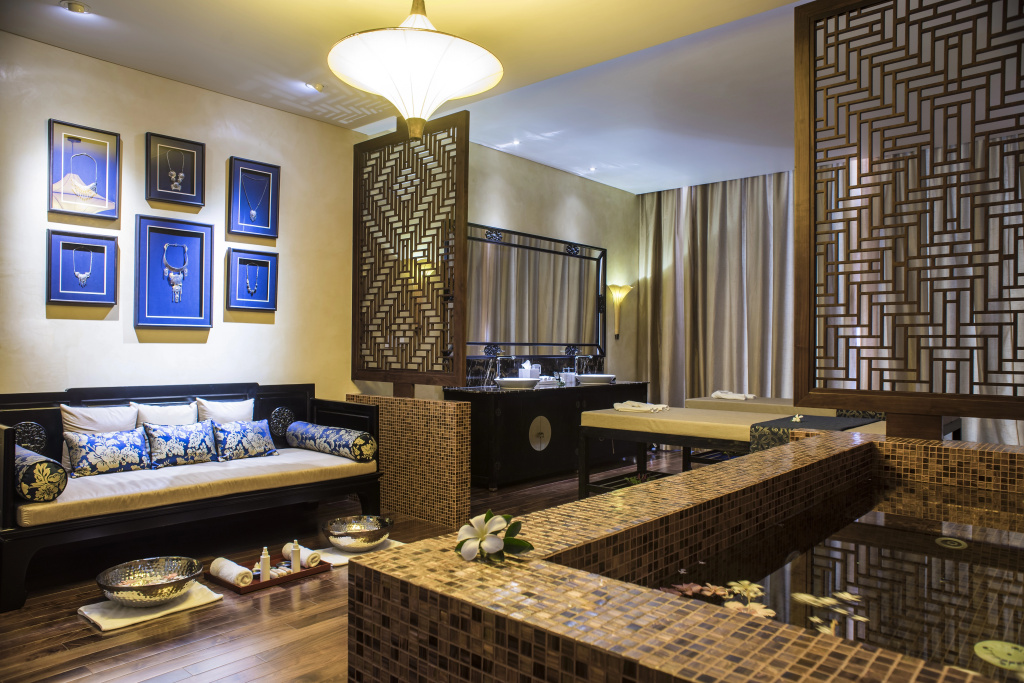 Lobby & Reception