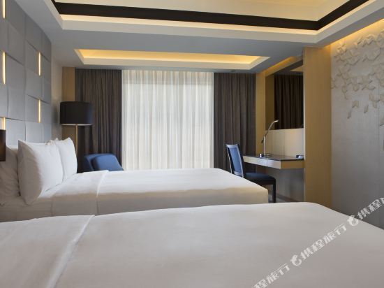 Le Meridien Kota Kinabalu