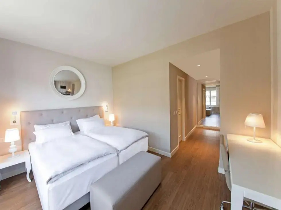 Superior Double room with city view (full double bed)