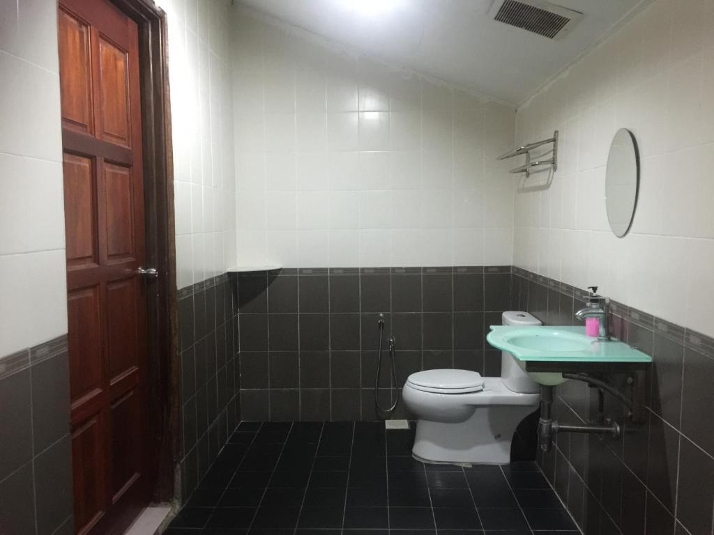 Landcons Hotel
