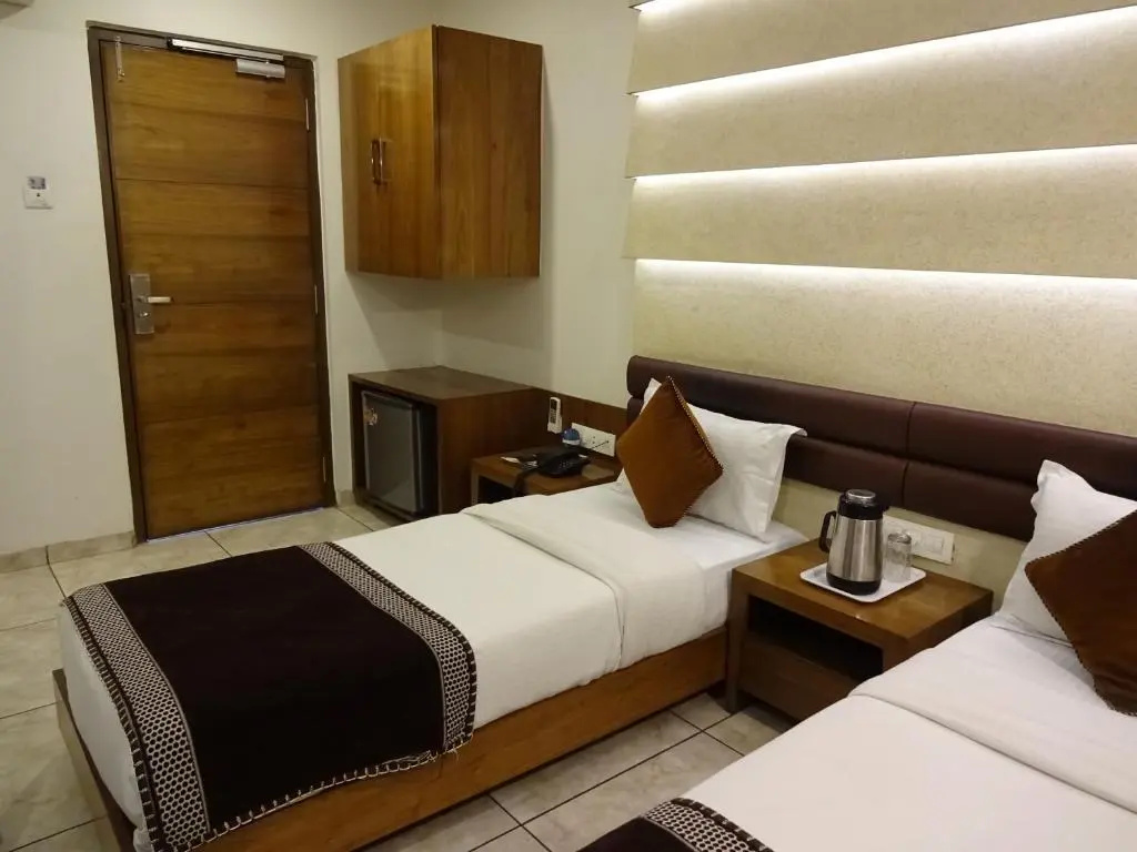 Hotel Bait Inn - Chambres