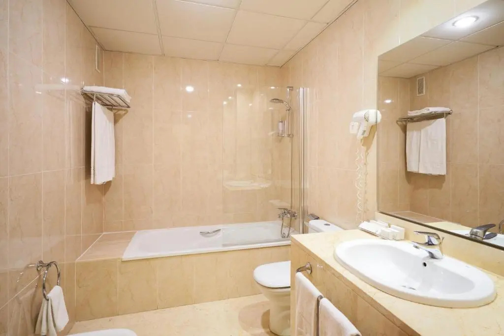 Hotel Guadalmedina - Chambres