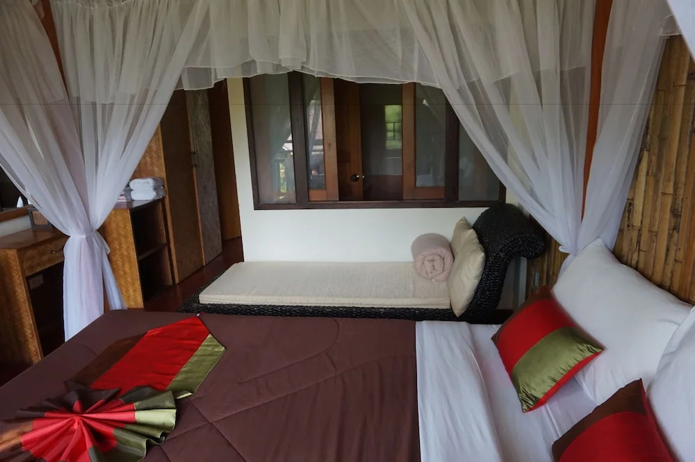 Двухместная вилла c 1 комнатой с видом на сад двуспальная кровать в Starwell Garden Home Resort