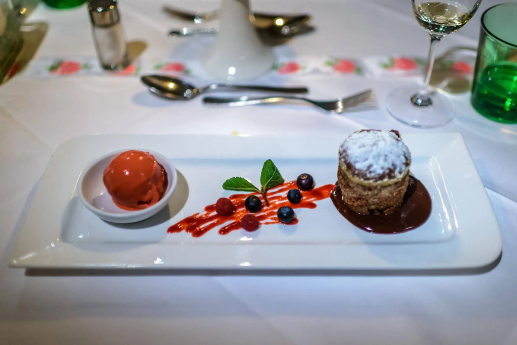 Hotel Restaurant Auerhahn by null