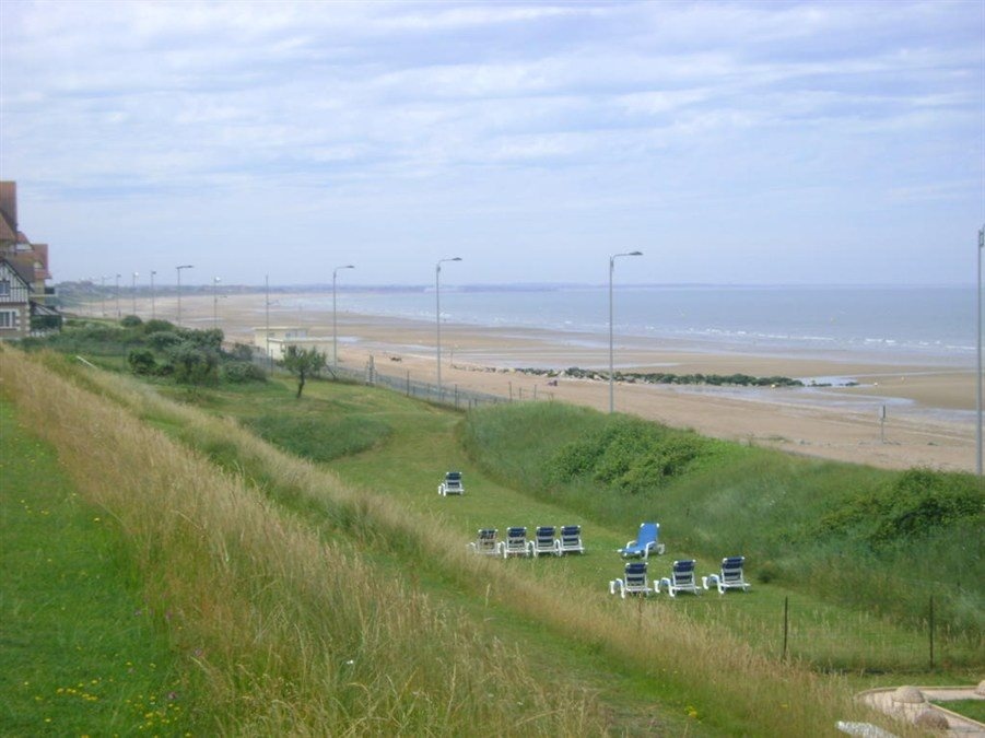 Beach & Waterfront