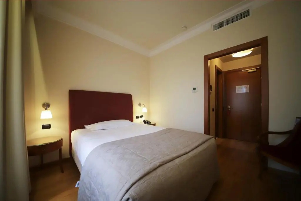 Monica Hotel Fiera - Chambres